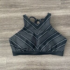 Athleta High Neck Bikini Top Swimsuit Black White Chevron Underwire 32 D DD 32D